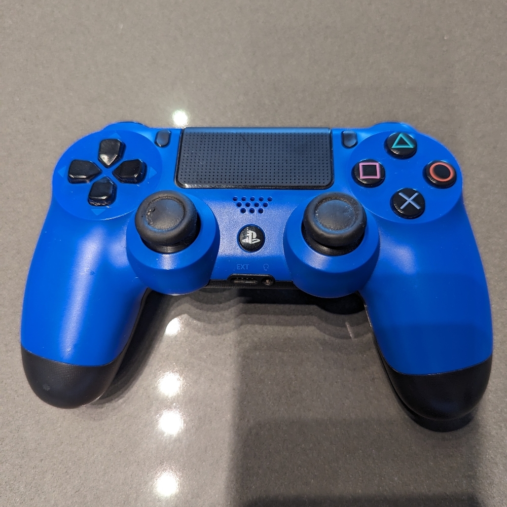 PlayStation 4 Dual Shock Controller